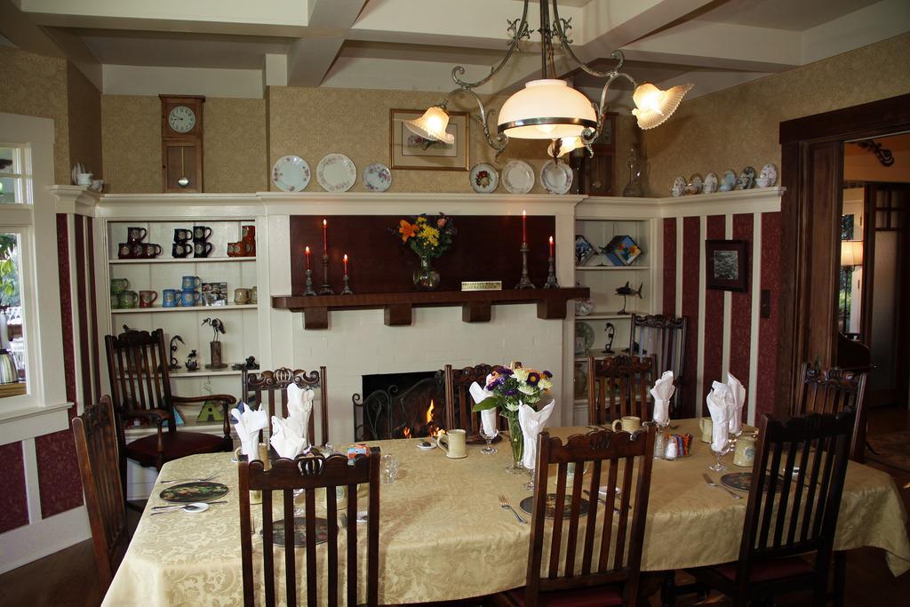 The Jabberwock Bed & Breakfast Монтерей Экстерьер фото